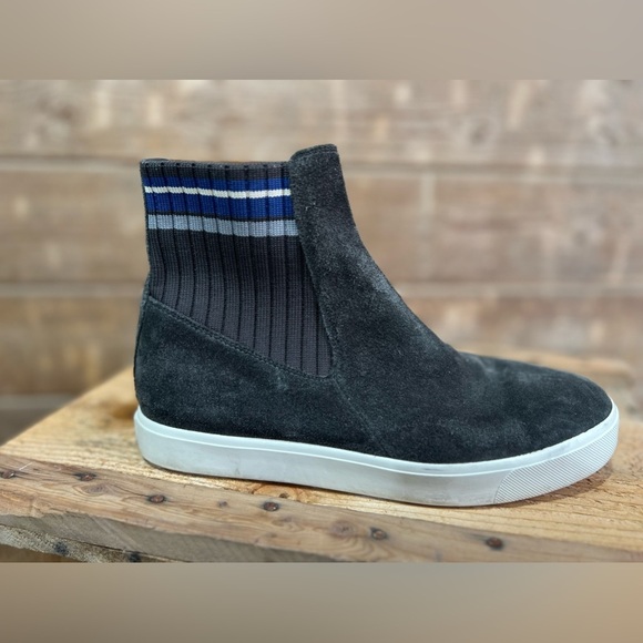 Vince Coleman Suede Sock Ankle Slip-On Chelsea Boot Gray/White Size 7.5 - Picture 1 of 9